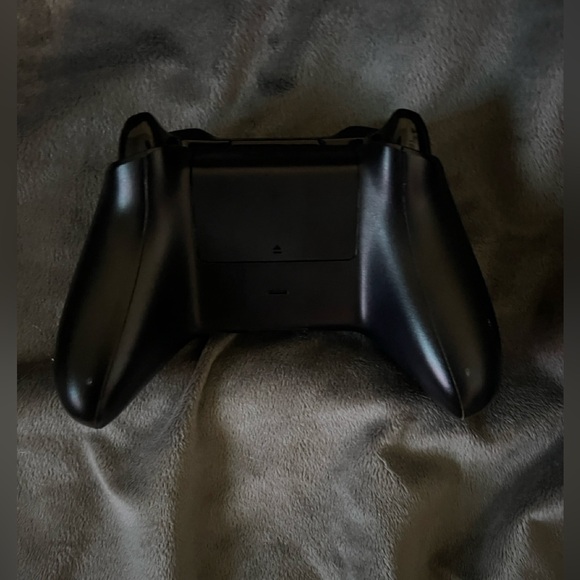 Xbox wireless controller (Black) - Picture 2 of 4